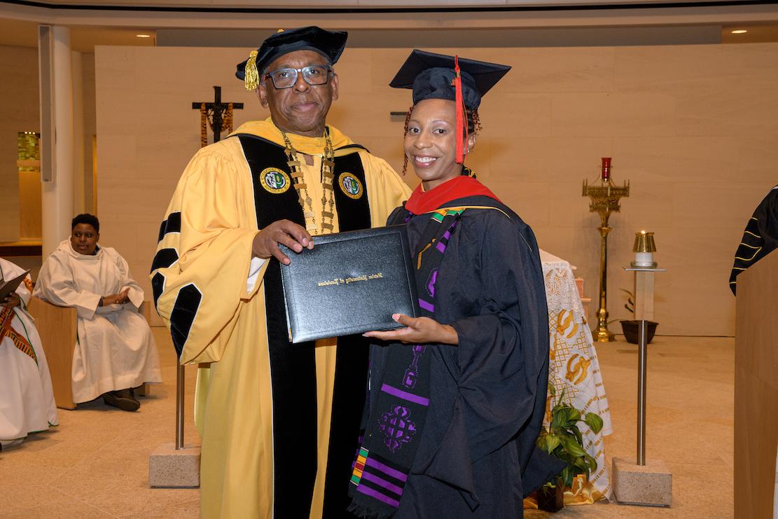 ibcscommencement2023-irv3-236.jpg